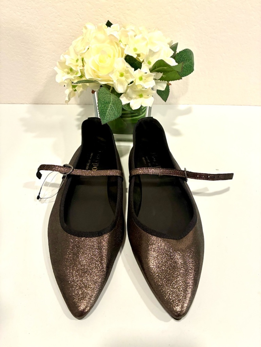 NWOT Genuine Leather Maypol flats size 9